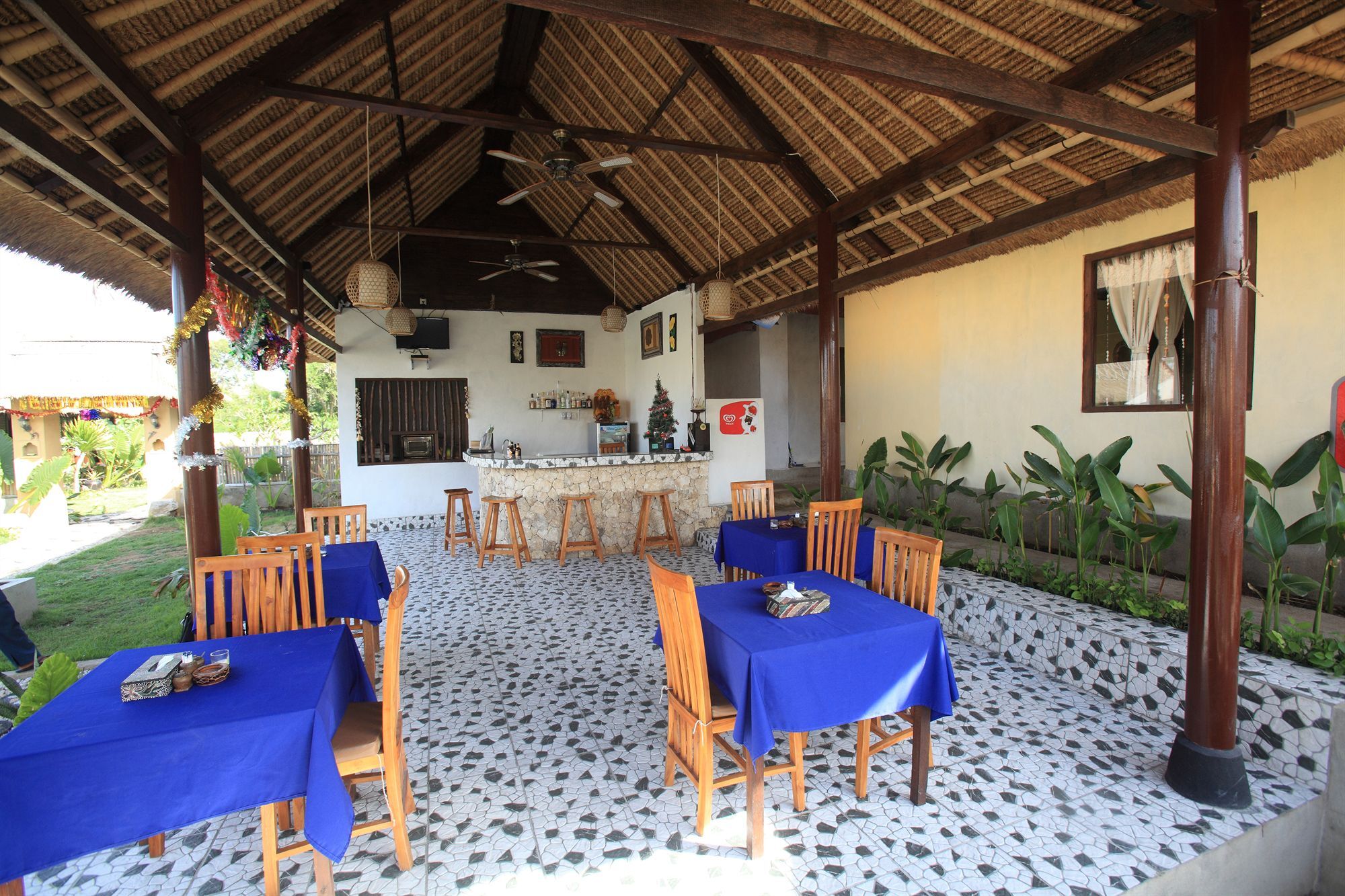 Sunset Coin Lembongan Hotel Exterior photo